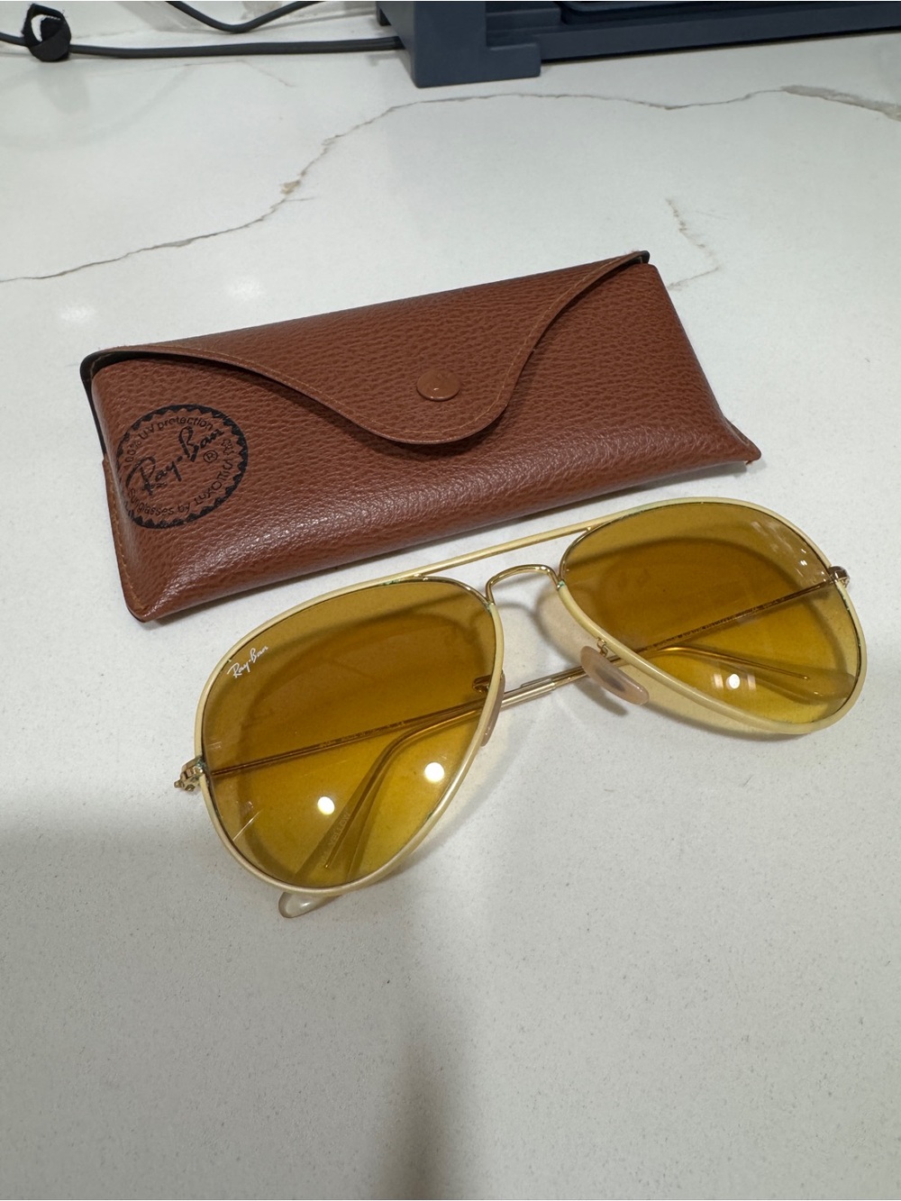 Vintage rare Ray-Ban Women's Aviator Sunglasses Gold Frame with Yellow Lenses